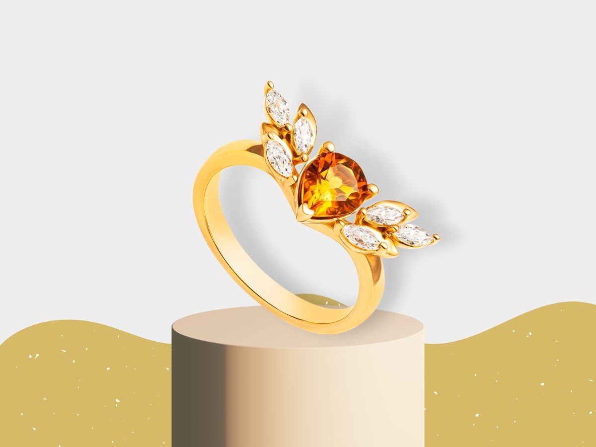 Nhẫn vàng đính đá Citrine